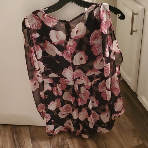 Romper - Picture 4 of 4